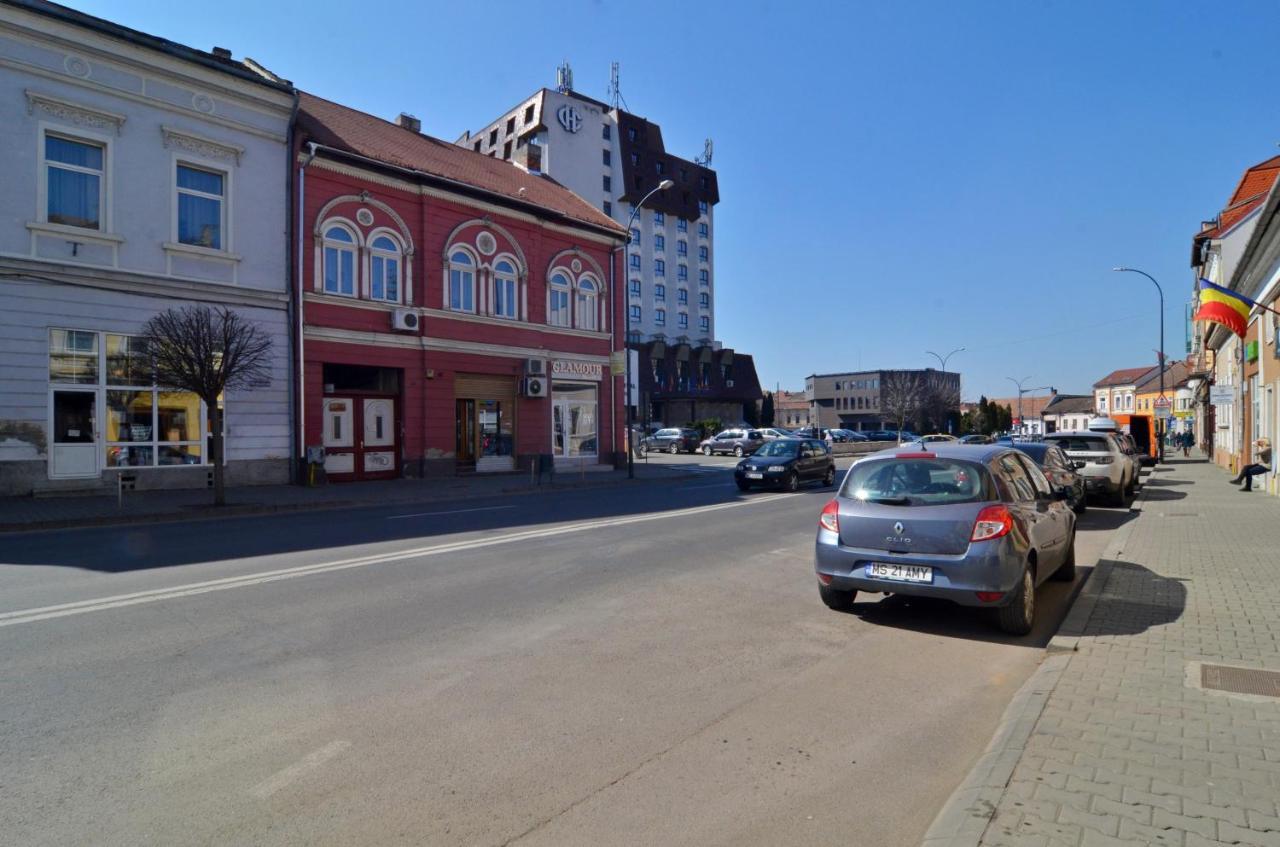 Târgu-MureşApartament 6 Central公寓 外观 照片